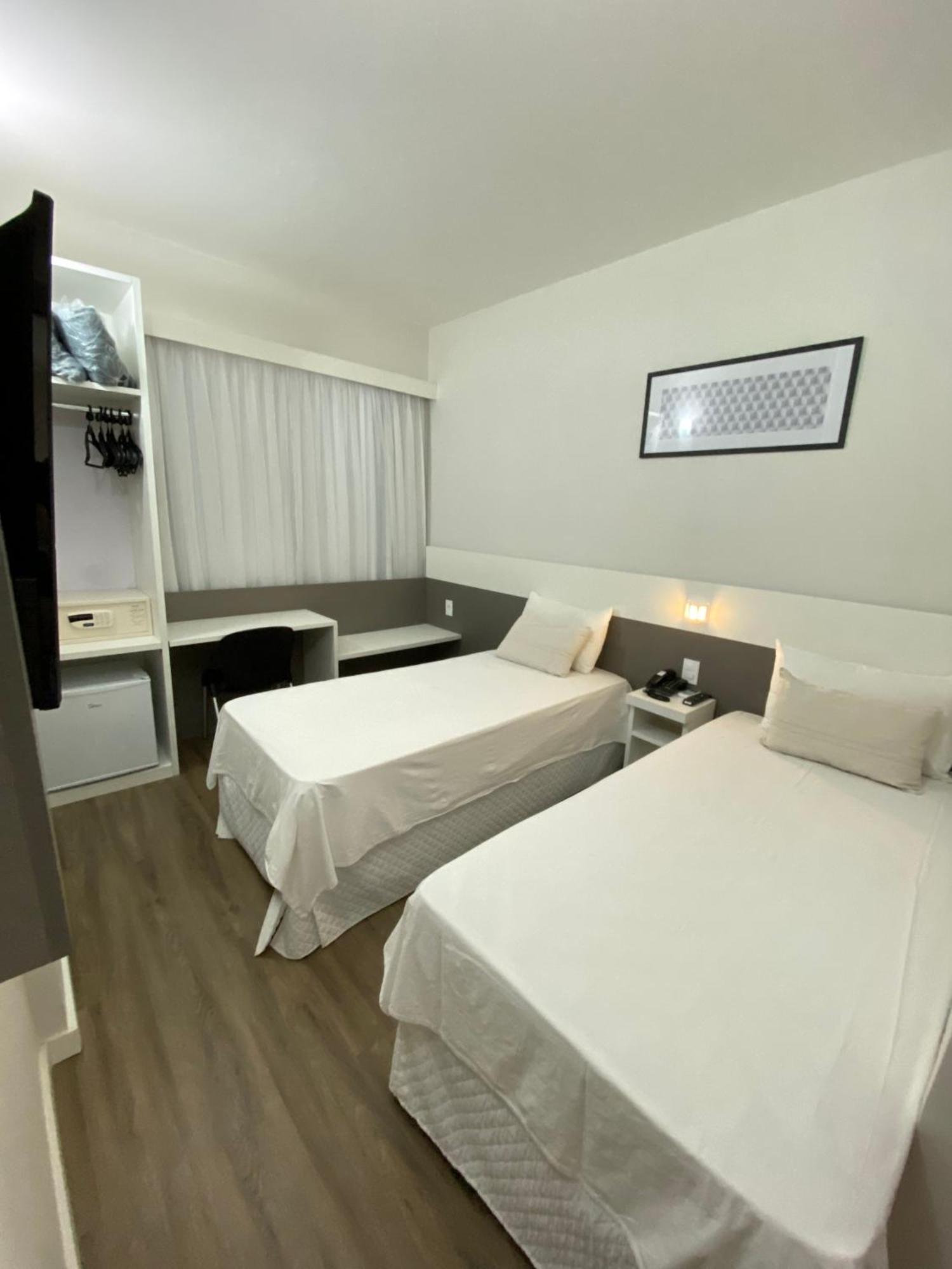 It'S Hotel Caratinga Kültér fotó
